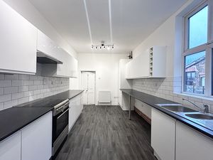 Photo 16- click for photo gallery